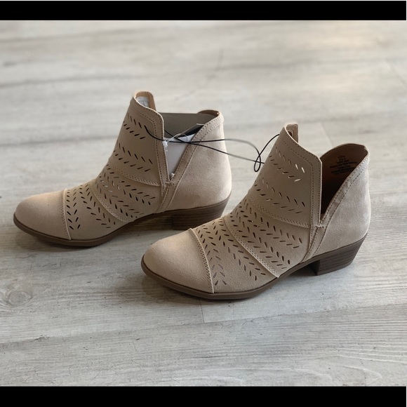 Beige ankle boot NWT - Picture 5 of 13